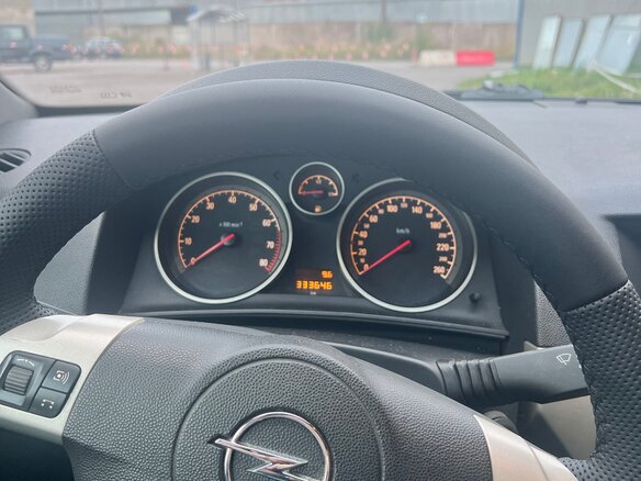 2008 Opel Astra GTC H Рестайлинг, чёрный, 290000 рублей - вид 5