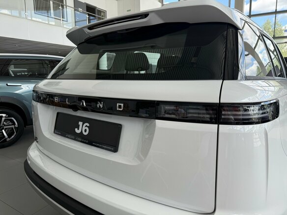 2026 Jeland J6, белый - вид 13