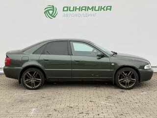 2000 Audi A4 I (B5) Рестайлинг, зелёный, 330000 рублей, вид 4