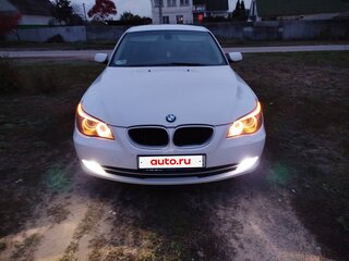 2008 BMW 5 серии 525i V (E60/E61) Рестайлинг, белый, 1299000 рублей, вид 2