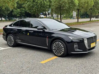 2025 Hongqi H5 II, чёрный, 3555208 рублей, вид 2