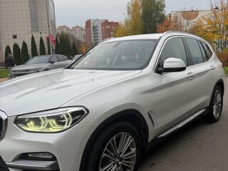 2019 BMW X3 20i xDrive III (G01), белый, 5000000 рублей, вид 4