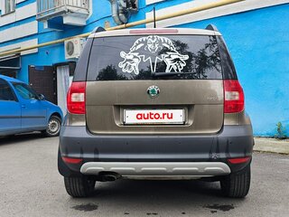 2012 Skoda Yeti I, коричневый, 850000 рублей, вид 4