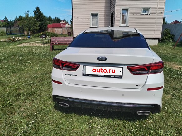 2019 Kia Optima IV Рестайлинг, белый, 1999000 рублей - вид 4