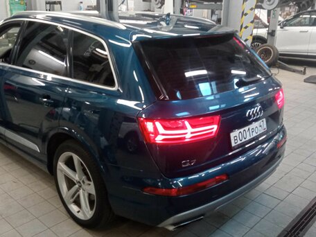 2018 Audi Q7 II (4M), синий, 4133000 рублей, вид 4