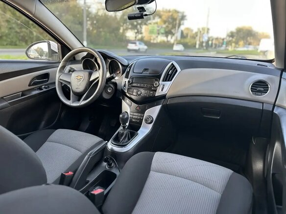 2014 Chevrolet Cruze I Рестайлинг, белый, 730000 рублей - вид 10