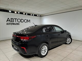 2018 Kia Rio IV, чёрный, 1025000 рублей, вид 2