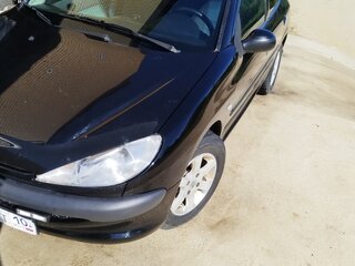 2008 Peugeot 206, чёрный, 350000 рублей, вид 2