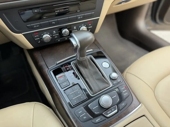 2013 Audi A6 IV (C7), серый, 1350000 рублей - вид 12