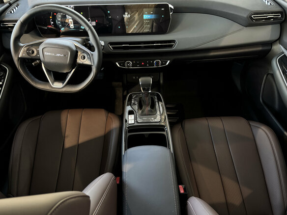 2025 BAIC U5 Plus, серый, 2300000 рублей - вид 13