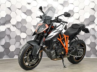 2018 KTM 1290 Super Duke R, белый, 899000 рублей, вид 2