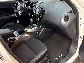 2018 Nissan Juke I Рестайлинг, белый, 1640000 рублей, вид 4