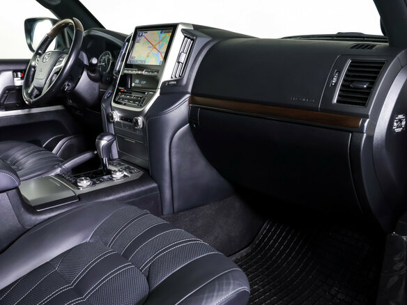 2019 Toyota Land Cruiser 200 Series Рестайлинг 2, чёрный - вид 9
