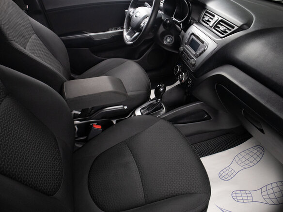 2015 Kia Rio 6-speed III, белый - вид 17