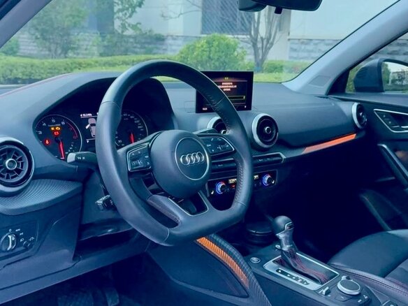 2023 Audi Q2 L 35 TFSI I Рестайлинг, серый, 1951010 рублей - вид 12