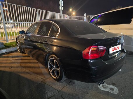 2005 BMW 3 серии 325i V (E90/E91/E92/E93), чёрный, 1400000 рублей, вид 3
