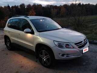 2010 Volkswagen Tiguan I, жёлтый, 800000 рублей, вид 2