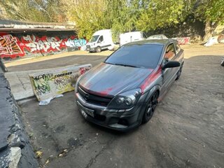 2007 Opel Astra GTC H Рестайлинг, красный, 550000 рублей, вид 1