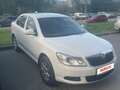 2013 Skoda Octavia II (A5) Рестайлинг, белый, 750000 рублей