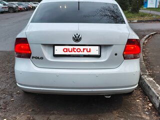 2015 Volkswagen Polo V, белый, 700000 рублей, вид 3