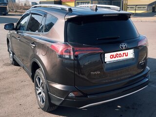2018 Toyota RAV4 IV (XA40) Рестайлинг, коричневый, 2590000 рублей, вид 3