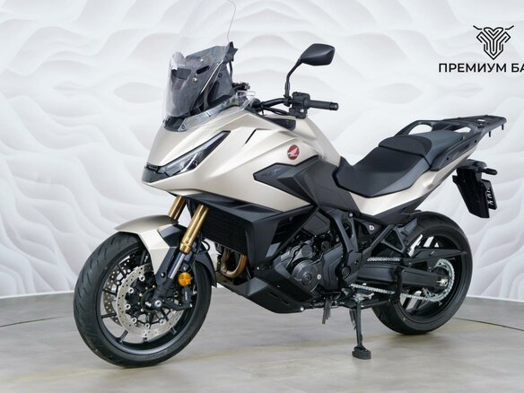 2026 Honda NT1100, золотистый, 2099000 рублей - вид 2
