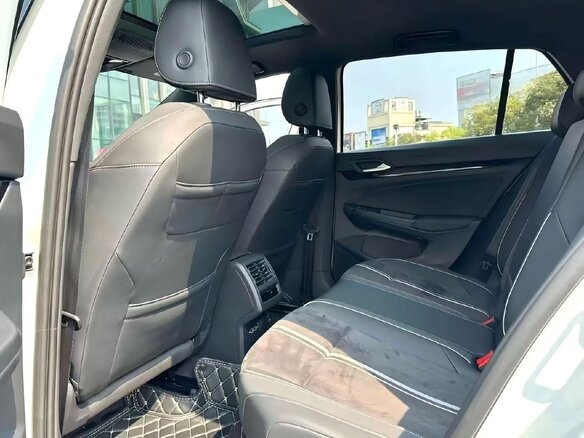 2023 Volkswagen Golf VIII, белый - вид 6