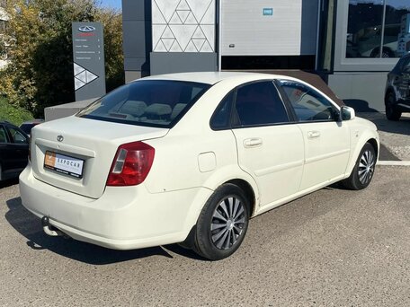 2013 Daewoo Gentra II, бежевый, 233000 рублей, вид 2