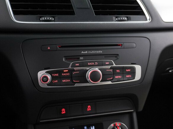 2013 Audi Q3 I (8U), белый, 1606444 рублей - вид 16