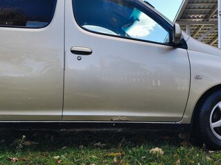 2000 Toyota FunCargo, жёлтый, 250000 рублей, вид 2
