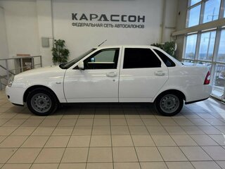 2017 Lada (ВАЗ) Priora I Рестайлинг, белый, 636000 рублей, вид 5