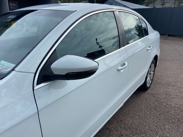 2011 Volkswagen Passat B7, белый, 620000 рублей - вид 11