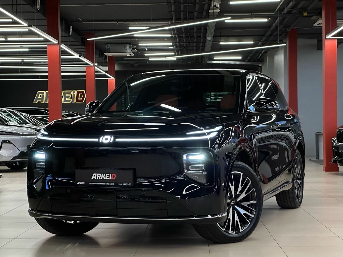 Открыть фотографии: Changan Qiyuan Q07