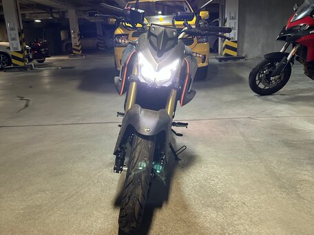 2024 QJMotor SRK 125 S, серый, 280000 рублей, вид 4