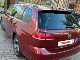 2019 Volkswagen Golf VII Рестайлинг, красный, 2300000 рублей, вид 3
