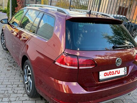 2019 Volkswagen Golf VII Рестайлинг, красный, 2200000 рублей, вид 3