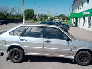 2005 Lada (ВАЗ) 2114, серебристый, 103000 рублей, вид 3