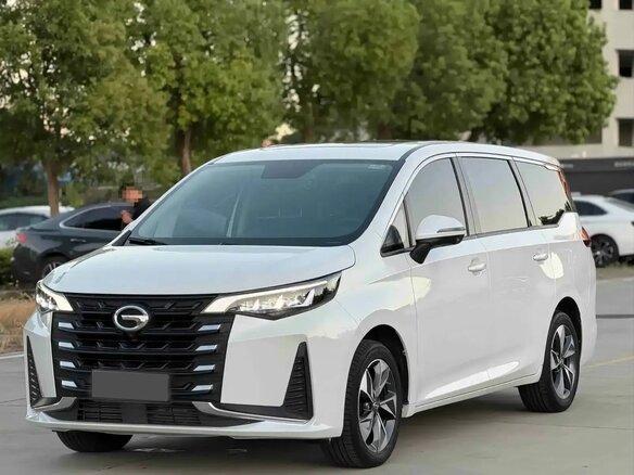 2022 GAC Trumpchi M6 Pro, белый, 1650000 рублей - вид 2