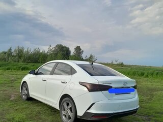 2020 Hyundai Solaris II Рестайлинг, белый, 1350000 рублей, вид 4