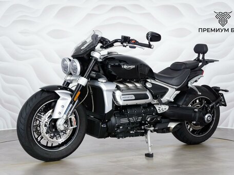 2023 Triumph Rocket 3, чёрный, 2249000 рублей, вид 3