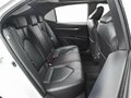 2022 Toyota Camry VIII (XV70) Рестайлинг, белый, 3075000 рублей - вид 6