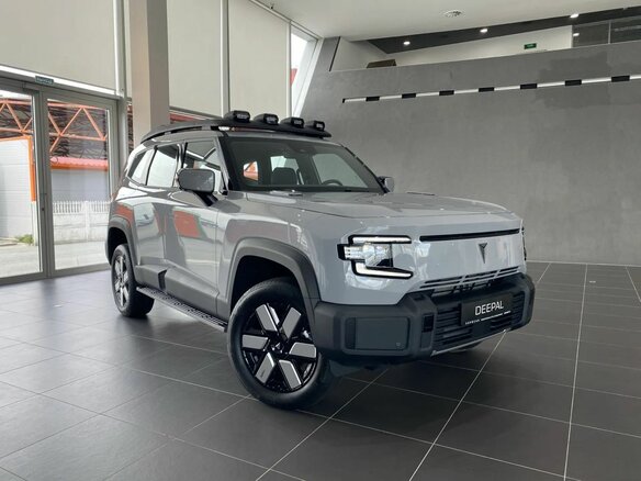 2025 Changan Deepal G318, серый, 6000000 рублей
