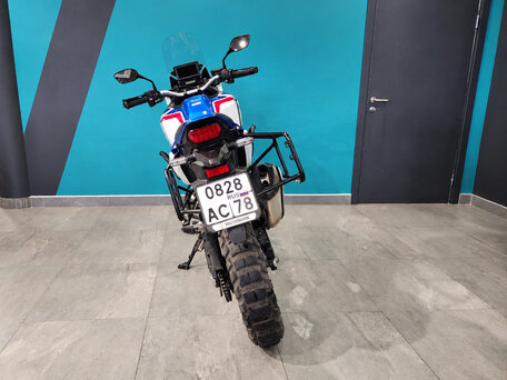 2021 Honda CRF 1000L Africa Twin, красный, 1375000 рублей, вид 5