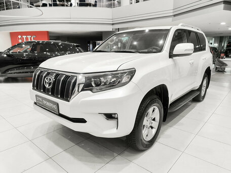 2021 Toyota Land Cruiser Prado 150 Series Рестайлинг 3, белый, 4800000 рублей, вид 1