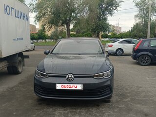 2020 Volkswagen Golf VIII, серый, 1699000 рублей, вид 4