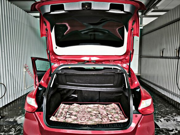 2012 Ford Focus III, красный, 720000 рублей - вид 11