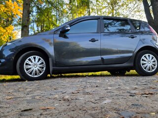 2011 Renault Scenic III, серый, 690000 рублей, вид 4