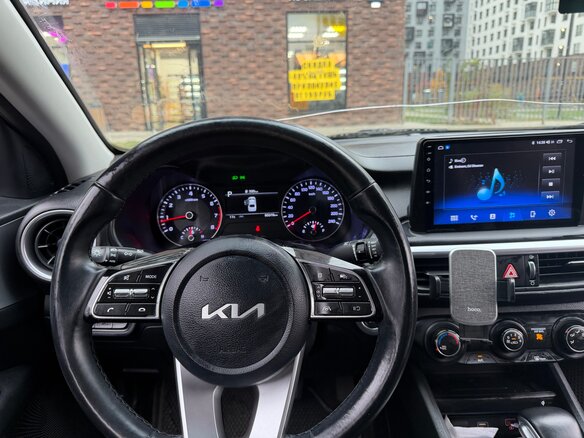 2021 Kia K3 II, белый, 1790000 рублей - вид 9