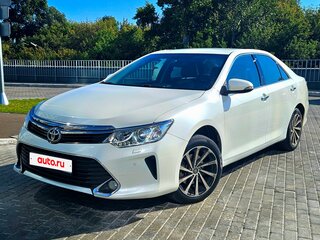 2016 Toyota Camry VII (XV50) Рестайлинг, белый, 1875000 рублей, вид 1