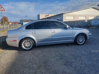 2004 Volkswagen Passat B5 Рестайлинг, серебристый, 250000 рублей, вид 5